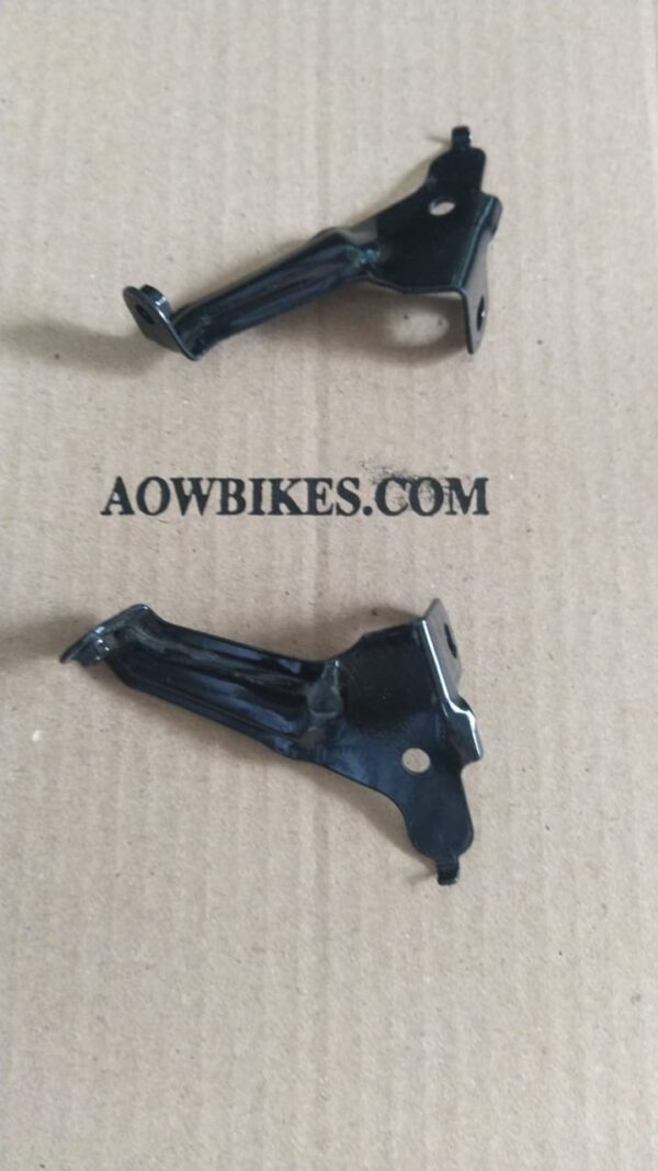 AOWBIKES Yamaha RXZ Headlight Clamp (set of 2)